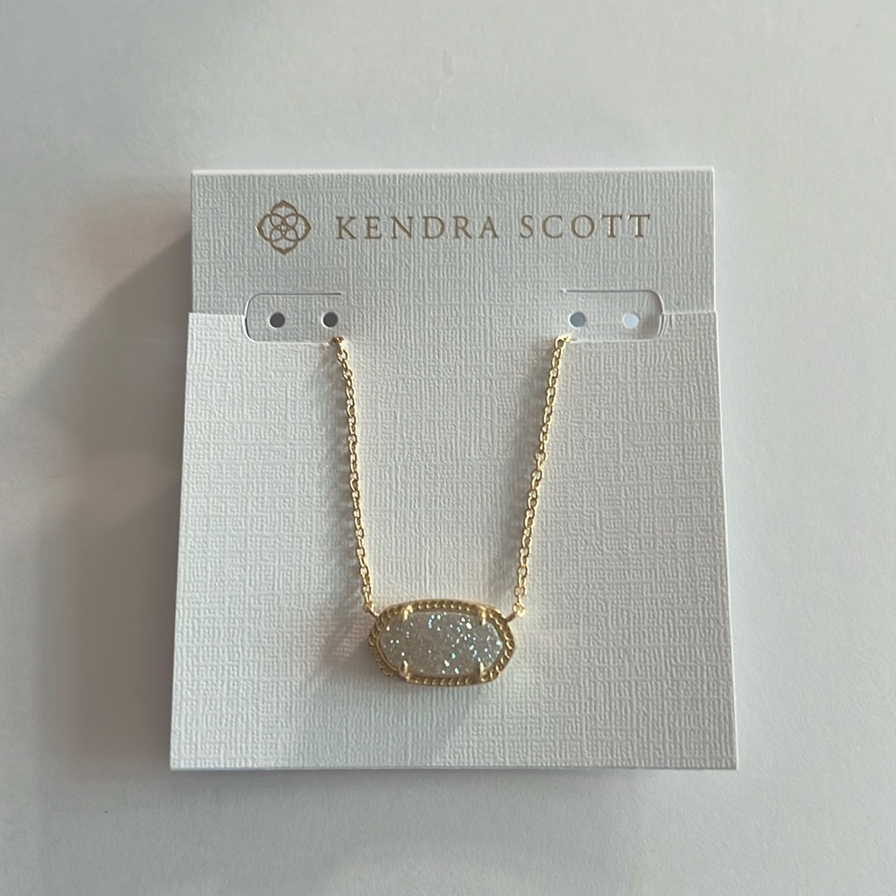 Elisa Gold 970 Shiney Silver Necklace